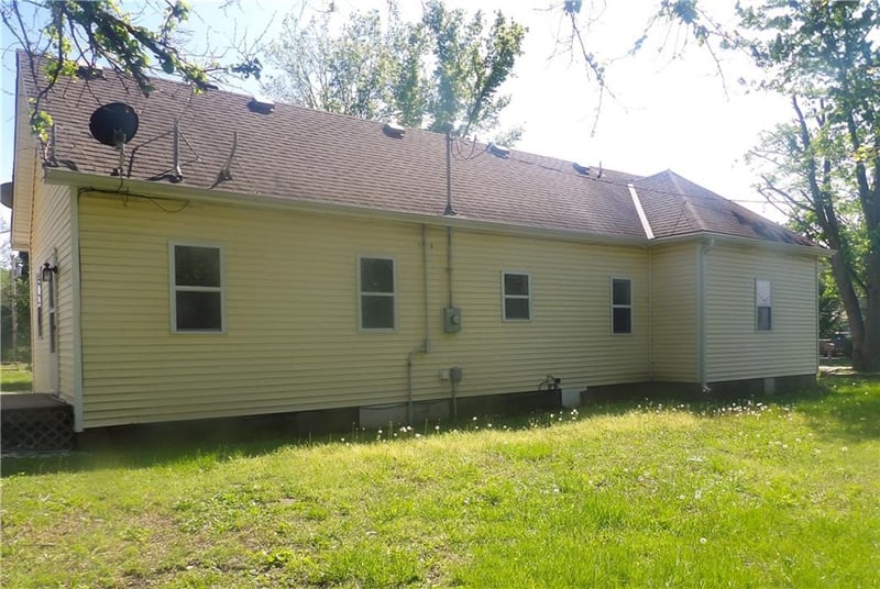 316 Hickory St, Garnett, KS 66032