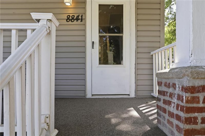 8841 Winner Rd, Independence, MO 64053