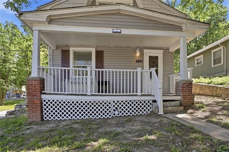 8841 Winner Rd, Independence, MO 64053