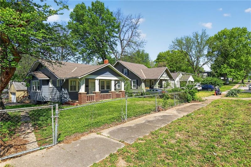 112 Ash Ave, Independence, MO 64053
