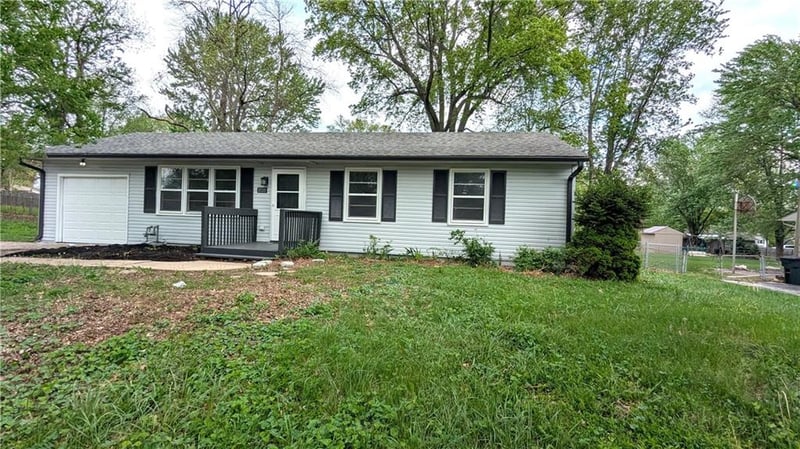11708 75th St, Raytown, MO 64138