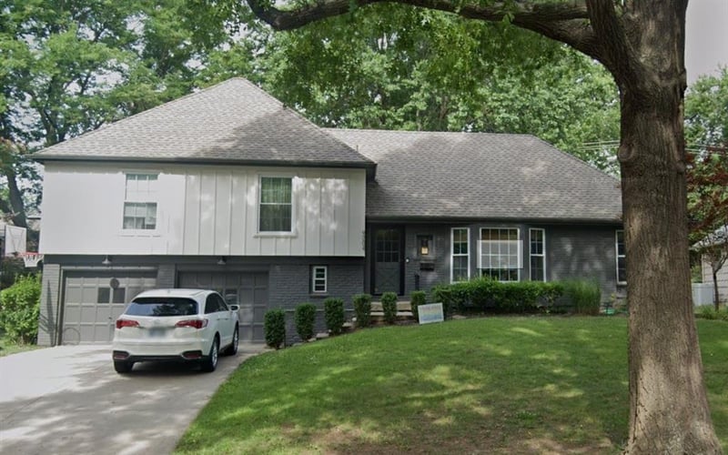 9004 Horton St, Overland Park, KS 66207