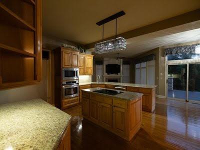 2315 Smokey Hill Dr, Lee's Summit, MO 64086
