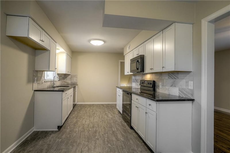 10200 Blue Ridge Blvd, Kansas City, MO 64134