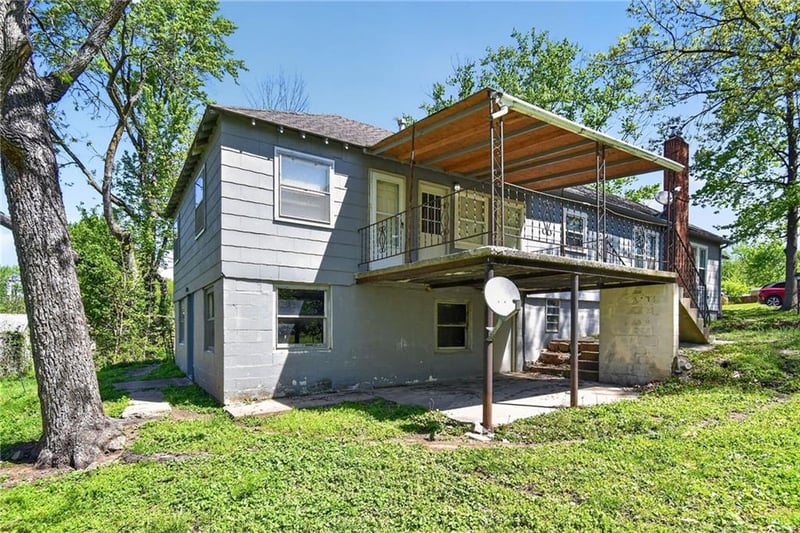 1422 Maywood Ave, Independence, MO 64052