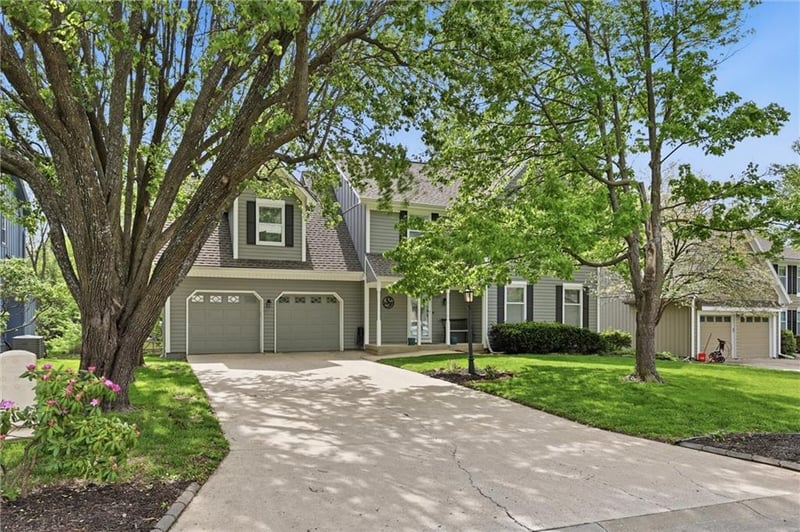 15317 W 83rd Ter, Lenexa, KS 66219