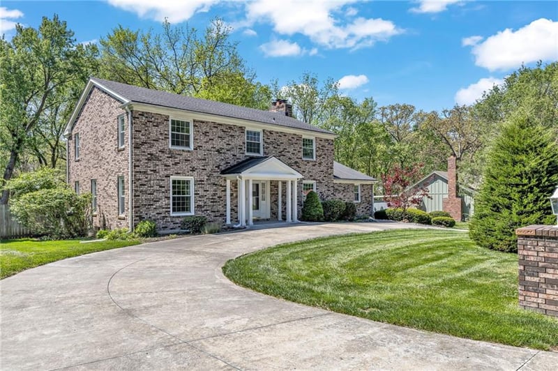401 Smiley Rd, Liberty, MO 64068