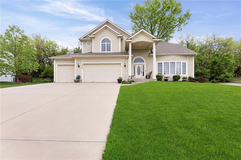 1414 151 Ter, Basehor, KS 66007