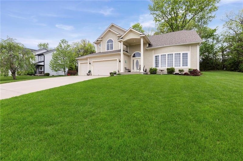 1414 151 Ter, Basehor, KS 66007
