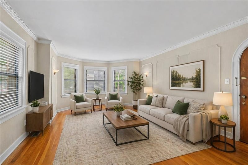 4508 Broadway St, Kansas City, MO 64111