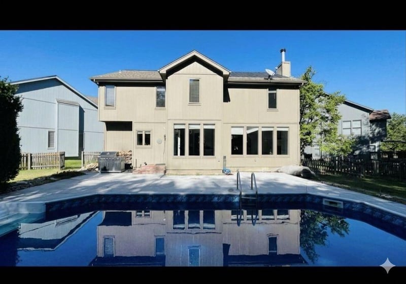 12135 Goodman St, Overland Park, KS 66213