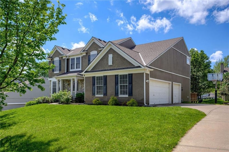 14608 Chadwick St, Leawood, KS 66224