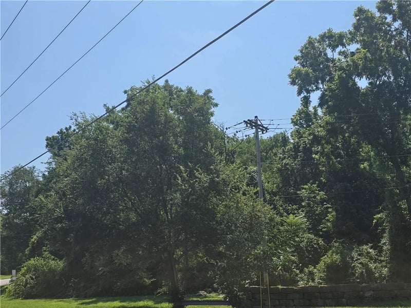 601 85th St, Kansas City, MO 64131