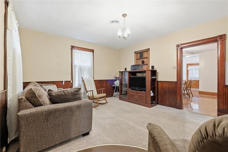 840 Limit St, Leavenworth, KS 66048