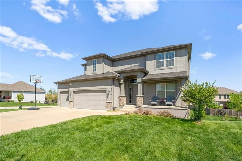 9419 Bell St, Kansas City, MO 64155
