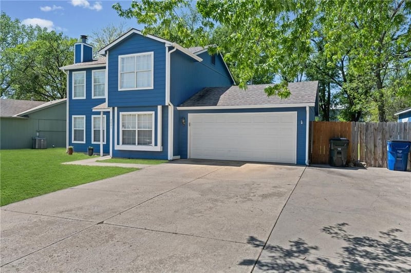 2601 Harper St, Lawrence, KS 66046