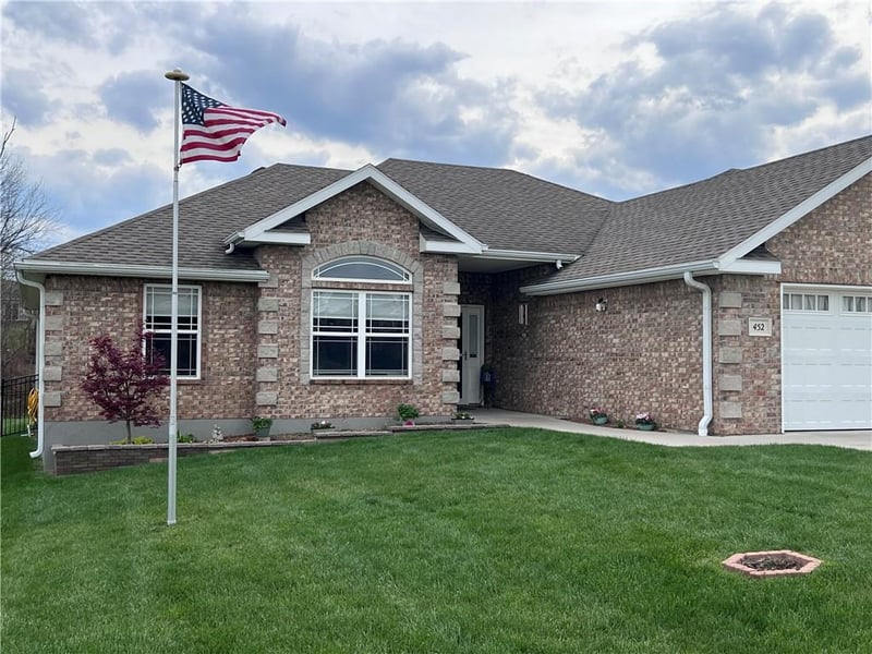 452 Ash Ct, Warrensburg, MO 64093
