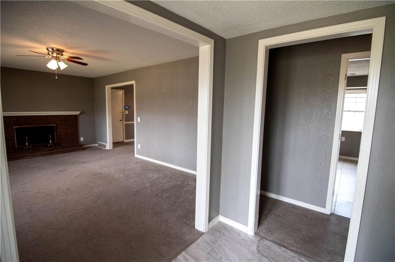 6613 Chestnut Ave, Kansas City, MO 64132