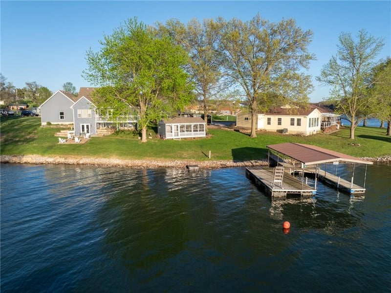 106 Angler Point, Gallatin, MO 64640