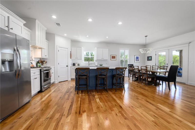 25865 Primrose Ln, Lawrence, KS 66044