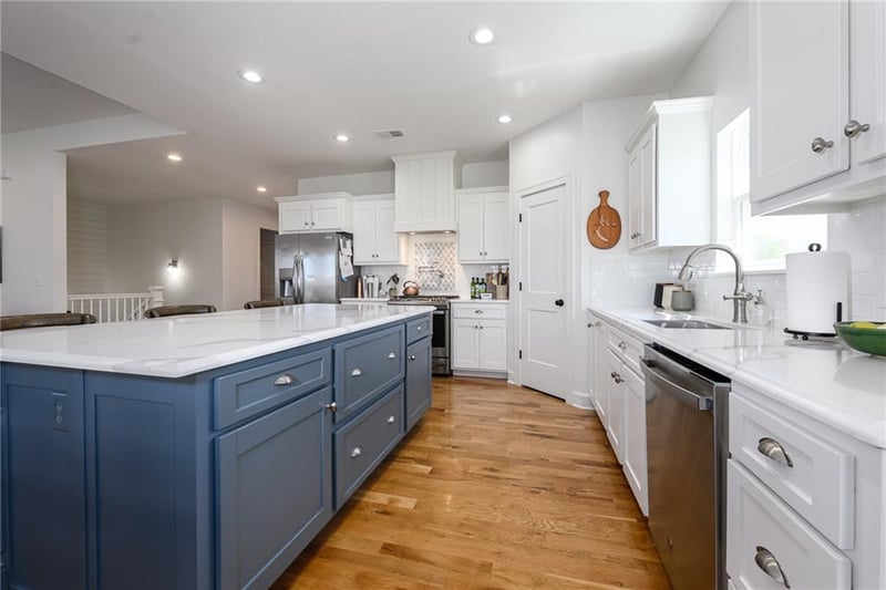 25865 Primrose Ln, Lawrence, KS 66044