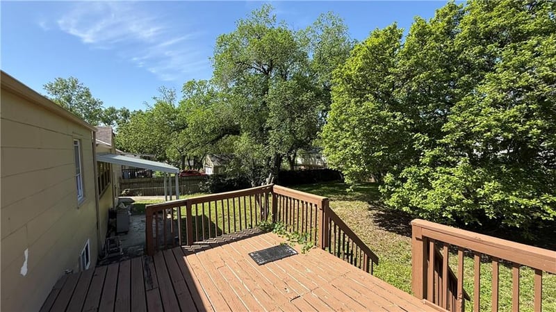 4260 Kelsey Rd, Kansas City, MO 64116