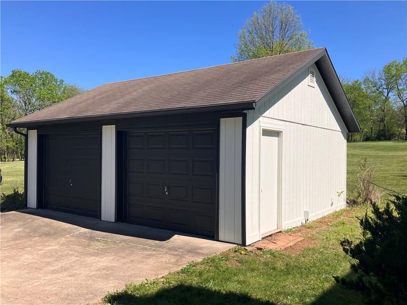 209 176th St, Belton, MO 64012