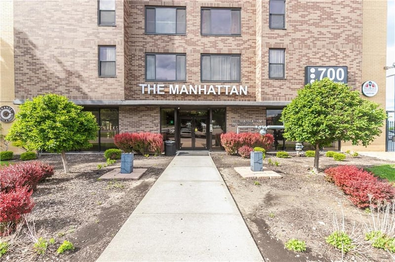 700 E 8th St #14G, Kansas City, MO 64106
