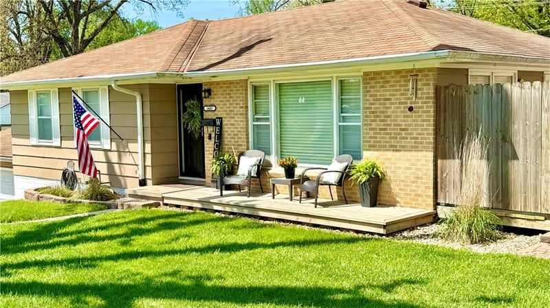 3405 Neighbor Rd, St Joseph, MO 64506