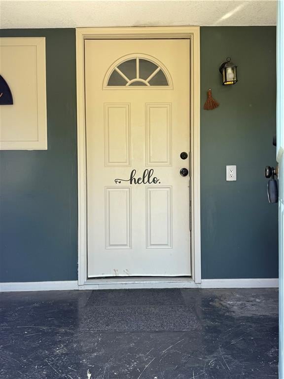 704 Hayward Ave, Independence, MO 64050