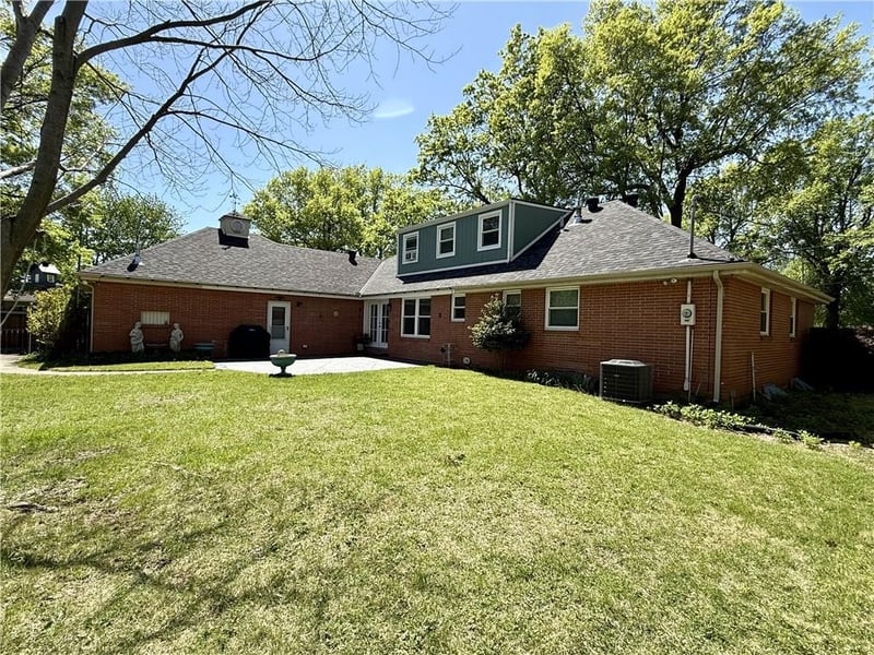 4607 Blue Ridge Blvd, Kansas City, MO 64133