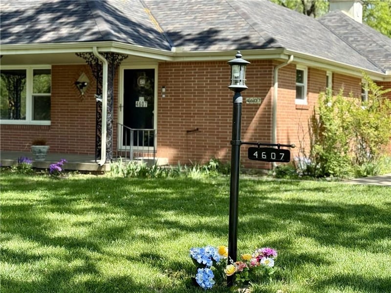 4607 Blue Ridge Blvd, Kansas City, MO 64133