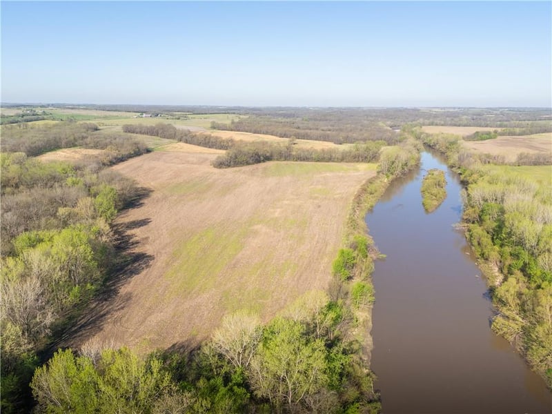 Ne Berlin Rd, Pattonsburg, MO 64670