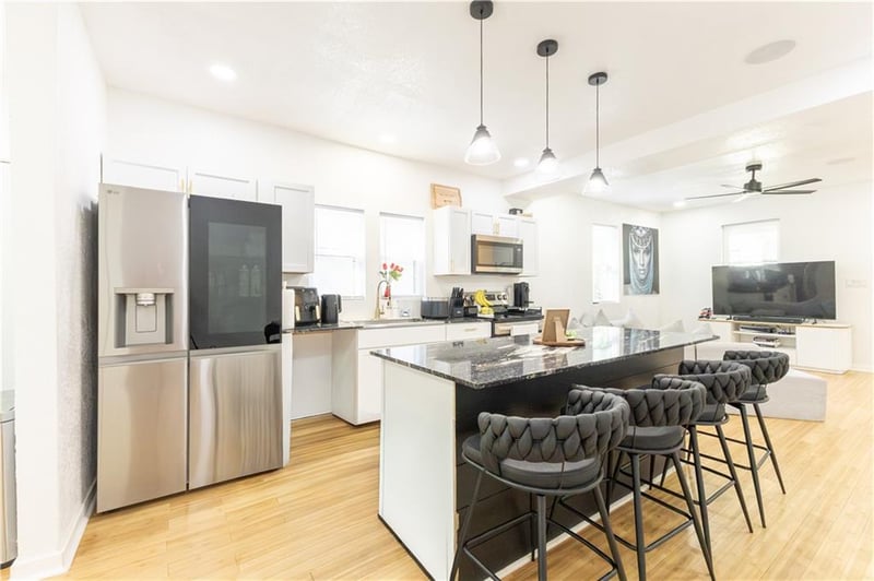 2507 18th St, St Joseph, MO 64503