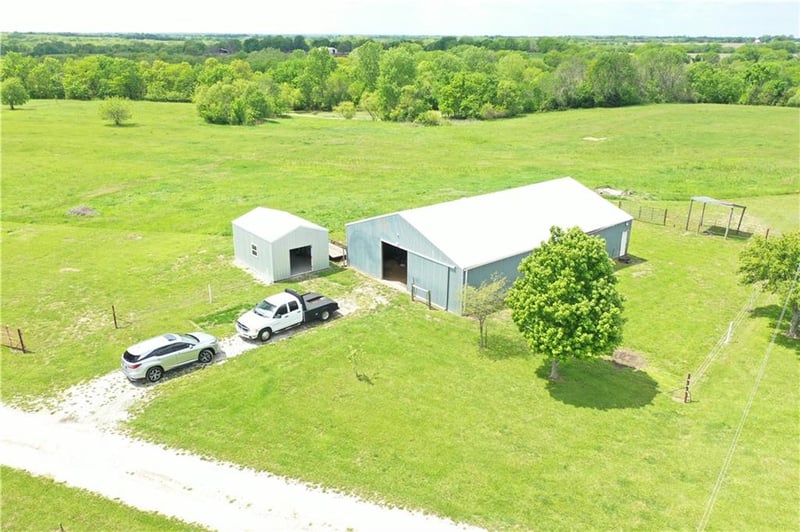 634 Oo Hw, Odessa, MO 64076