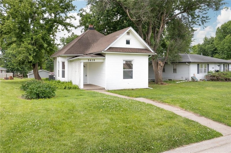 3418 Renick St, St Joseph, MO 64507