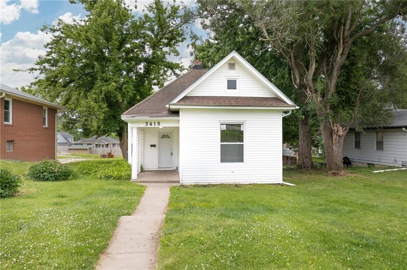 3418 Renick St, St Joseph, MO 64507