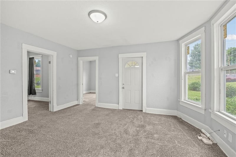 3418 Renick St, St Joseph, MO 64507