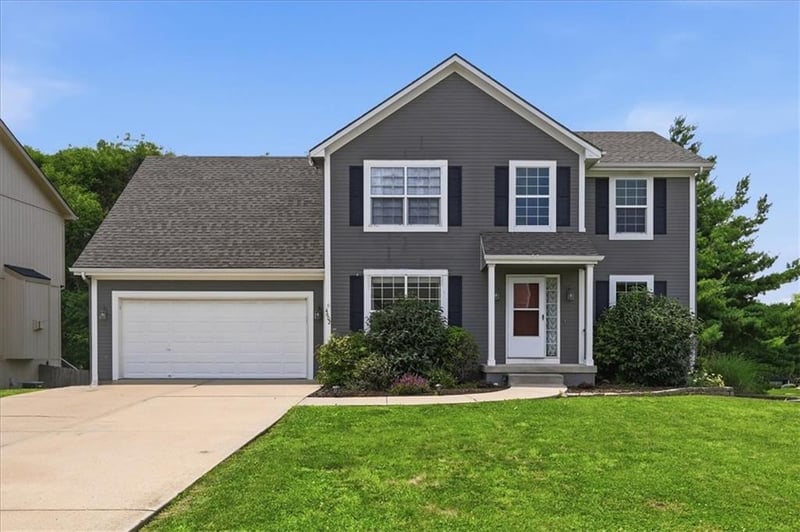 4602 Park Ln, Leavenworth, KS 66048