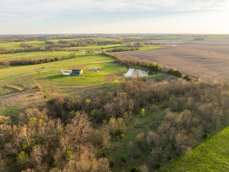 1164 271st Rd, Warrensburg, MO 64093