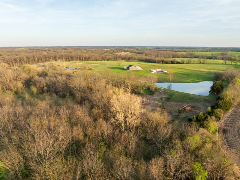 1164 271st Rd, Warrensburg, MO 64093