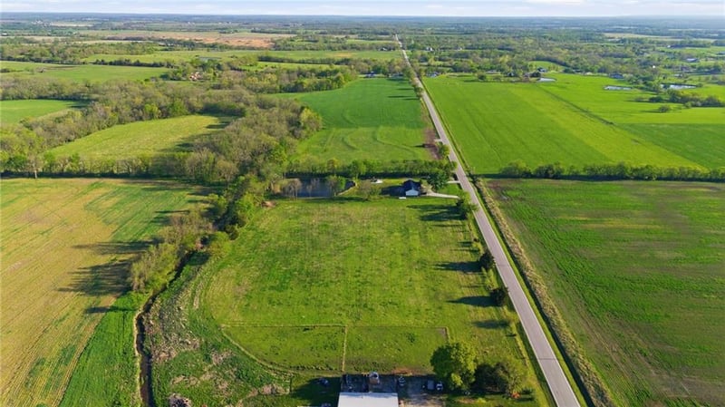 Block Rd, Paola, KS 66071