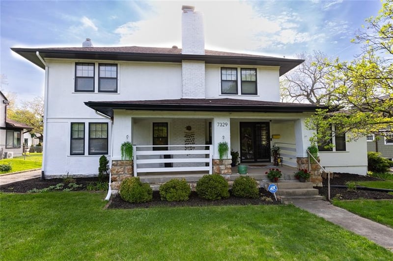 7329 Ward Pw, Kansas City, MO 64114