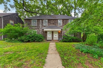 636 E 63rd Ter, Kansas City, MO 64110
