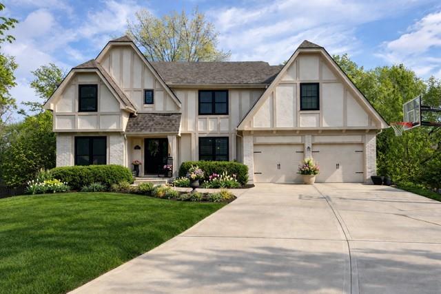 12200 Connell Dr, Overland Park, KS 66213