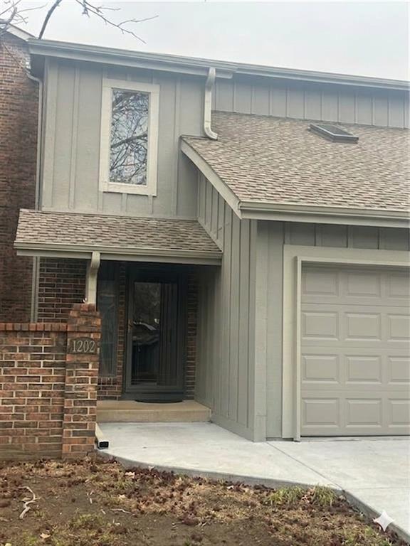 1202 83rd Ter, Kansas City, MO 64118