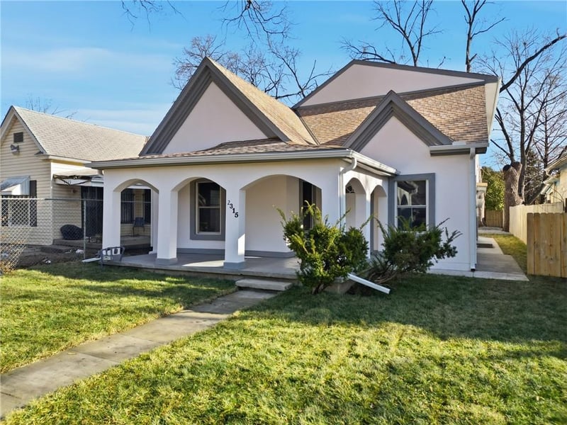 2315 Brighton Ave, Kansas City, MO 64127