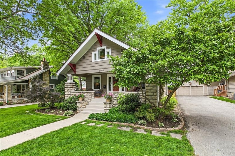 7408 Belleview Ave, Kansas City, MO 64114