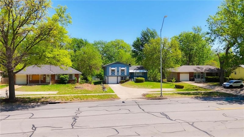 9005 Blue Ridge Blvd, Kansas City, MO 64138