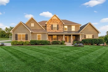 10509 N Hedges Ave, Kansas City, MO 64157